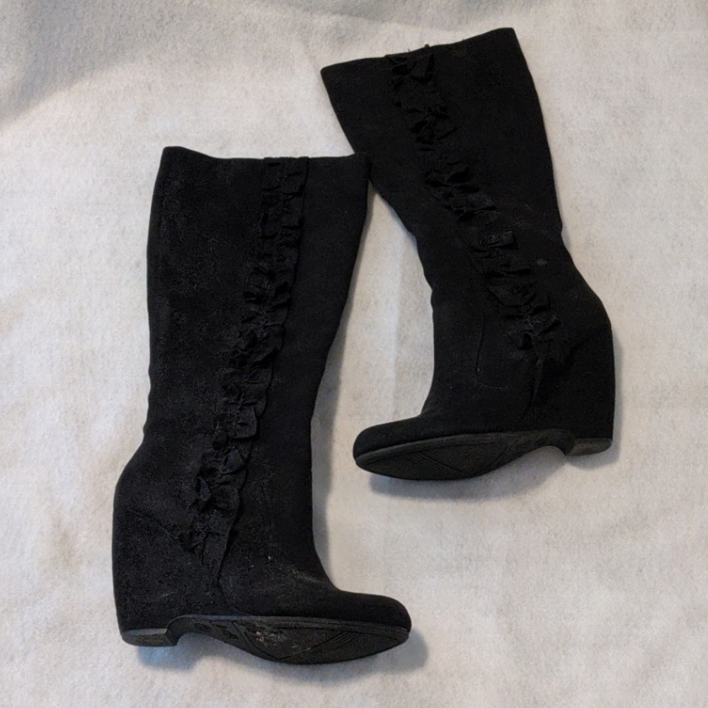 Black Boot